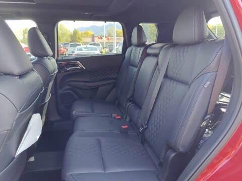 2025 Mitsubishi Outlander PHEV SEL Black Edition