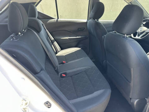 2020 Nissan Kicks S