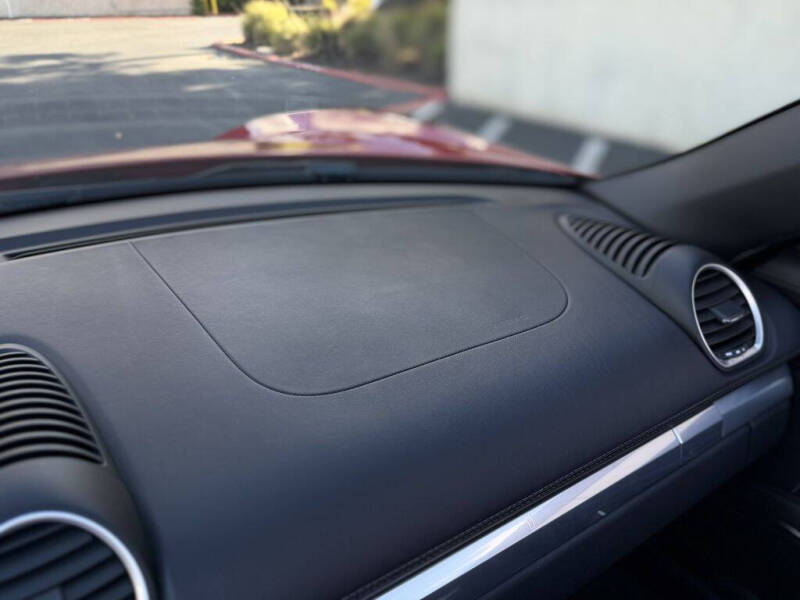 2018 Porsche 718 Boxster S