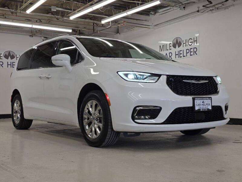 2022 Chrysler Pacifica Touring L