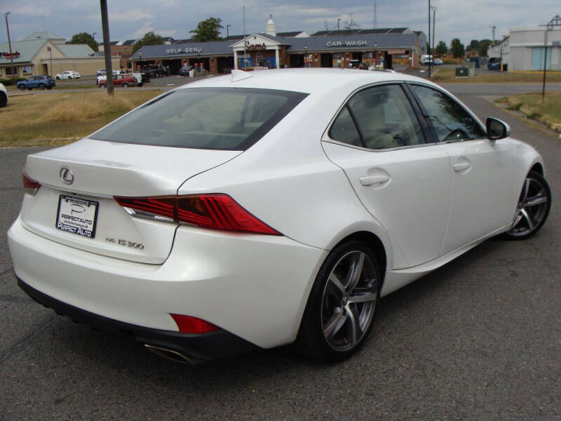 2017 Lexus IS 300