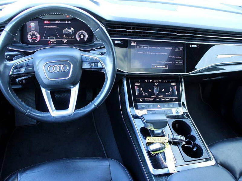 2019 Audi Q8 quattro Premium 55 TFSI