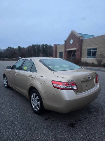 2010 Toyota Camry LE