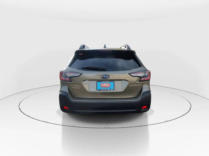 2023 Subaru Outback Premium