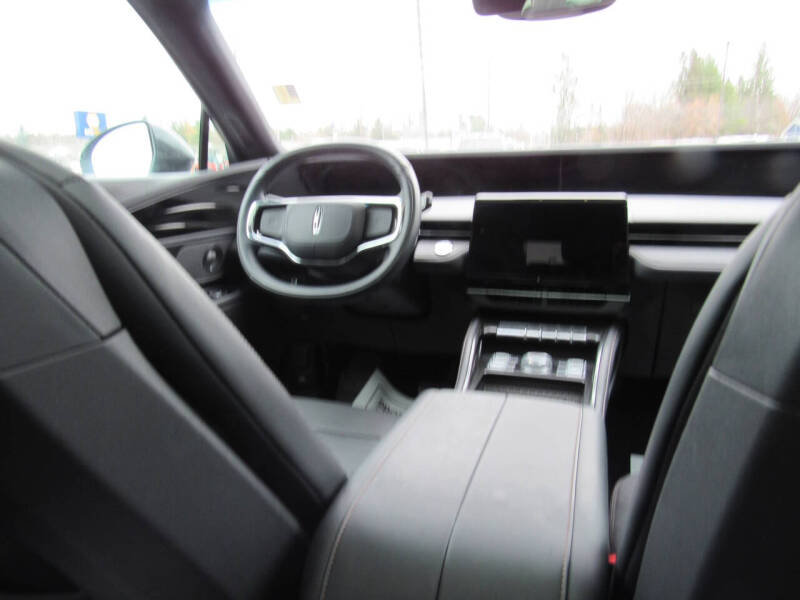 2024 Lincoln Nautilus Reserve