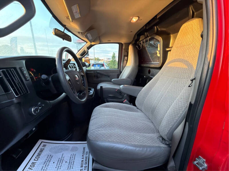 2019 GMC Savana 2500