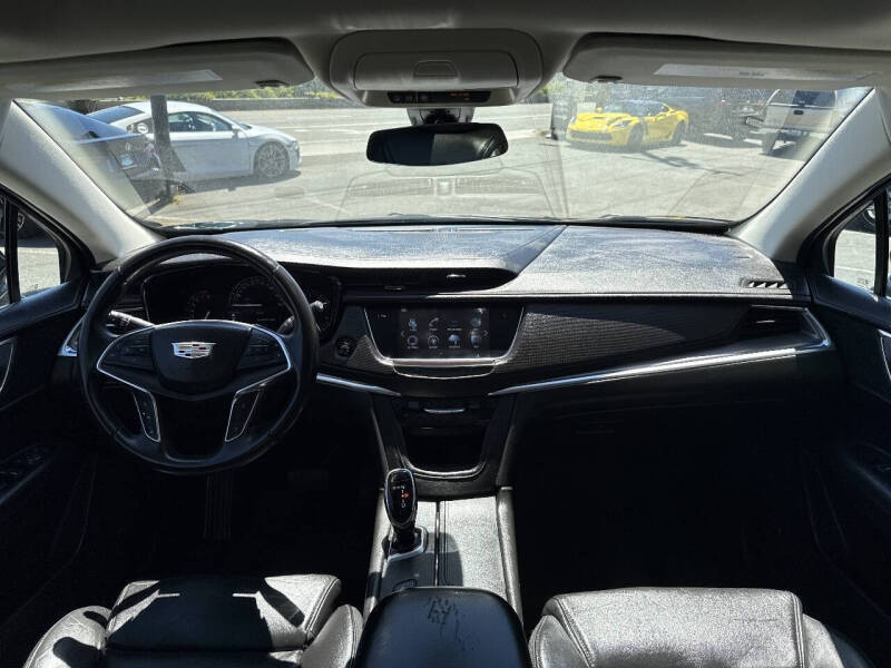 2017 Cadillac XT5 Luxury