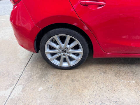 2017 Mazda MAZDA3 Touring