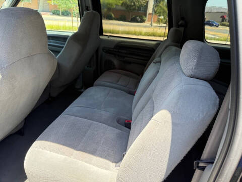 2004 Ford Excursion XLT