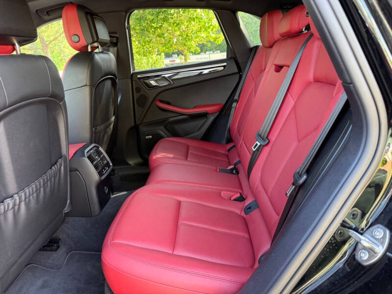 2020 Porsche Macan