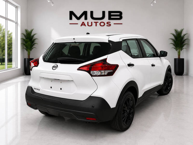 2020 Nissan Kicks S