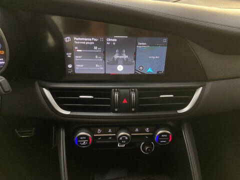 2022 Alfa Romeo Giulia Ti