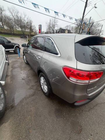 2018 Kia Sorento LX
