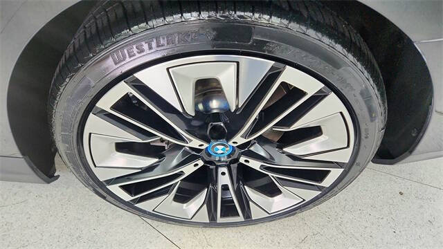 2024 BMW i5 eDrive40