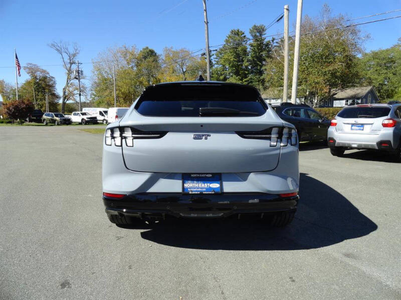 2025 Ford Mustang Mach-E GT