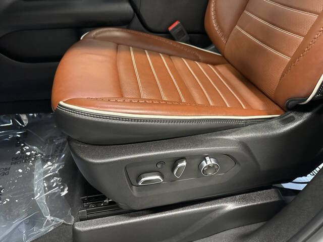 2024 GMC Yukon XL Denali Ultimate