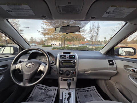 2012 Toyota Corolla LE