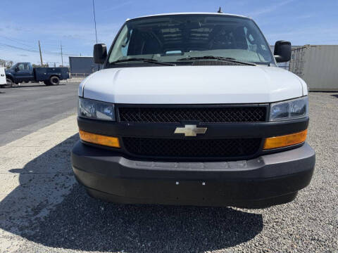 2022 Chevrolet Express 2500