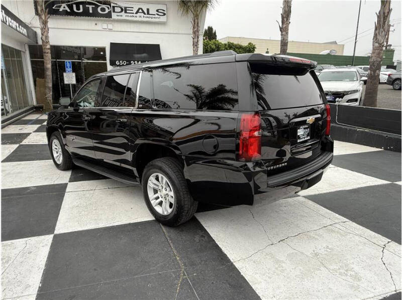 2017 Chevrolet Suburban LT