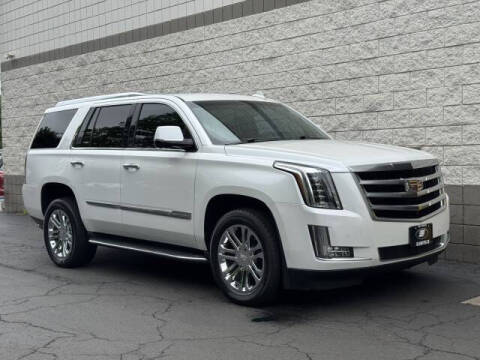 2016 Cadillac Escalade Standard