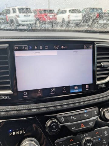 2022 Chrysler Pacifica Touring