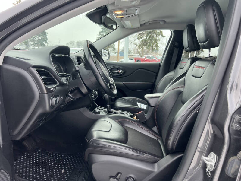 2021 Jeep Cherokee Trailhawk