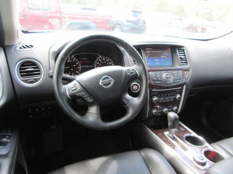 2016 Nissan Pathfinder S