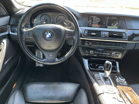2013 BMW 5 Series 528i