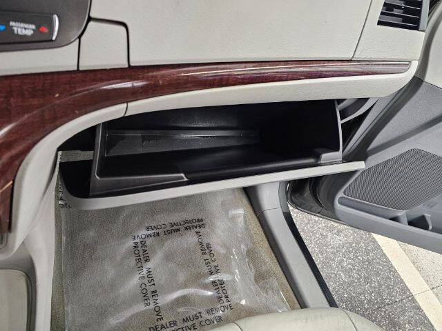 2012 Toyota Sienna XLE 8-Passenger