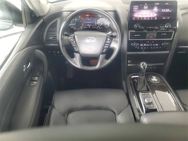 2022 Infiniti QX80 Luxe