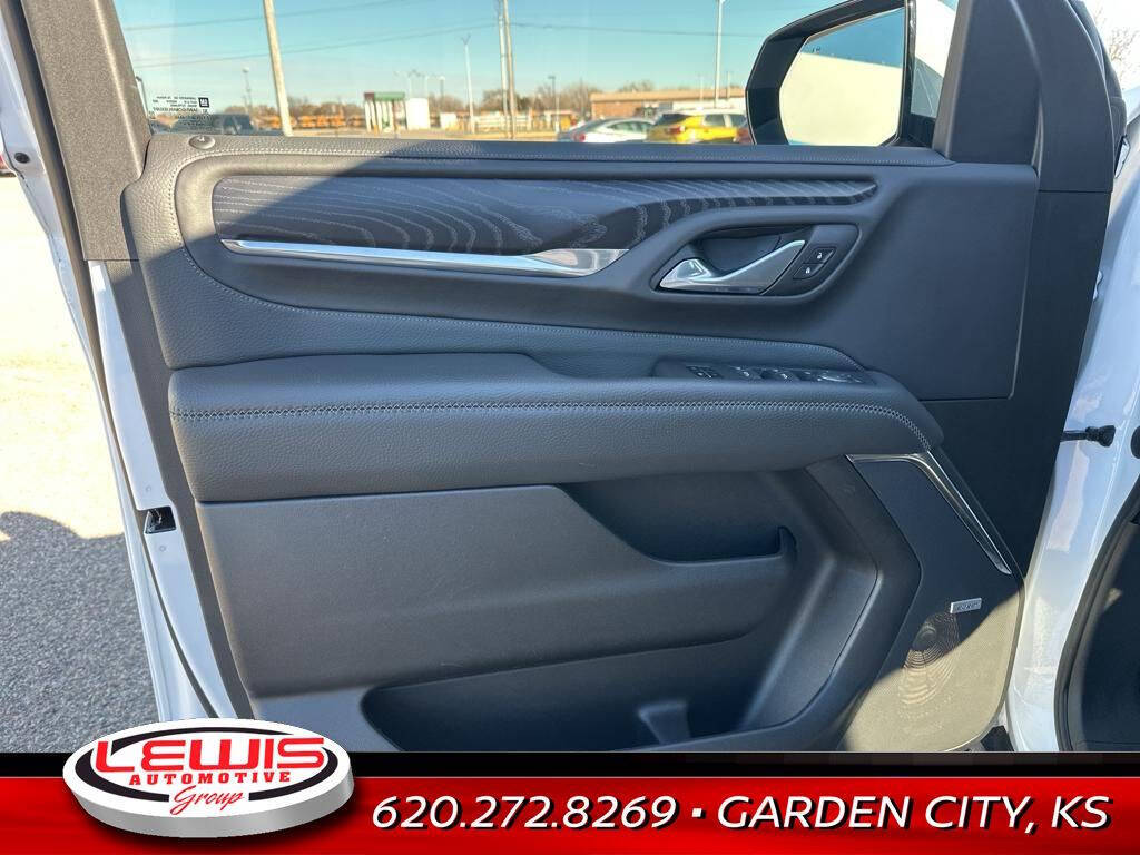 2023 GMC Yukon for sale at Lewis Chevrolet of Garden City in Garden City, KS