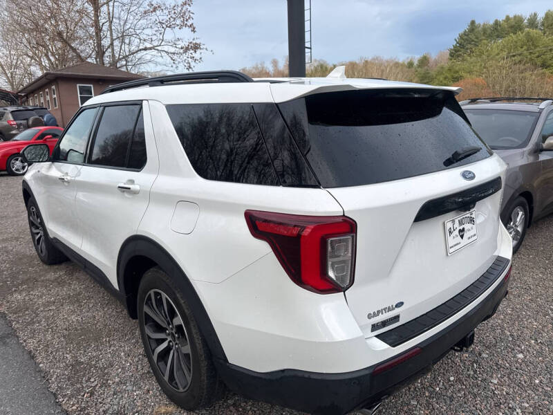 2022 Ford Explorer ST-Line