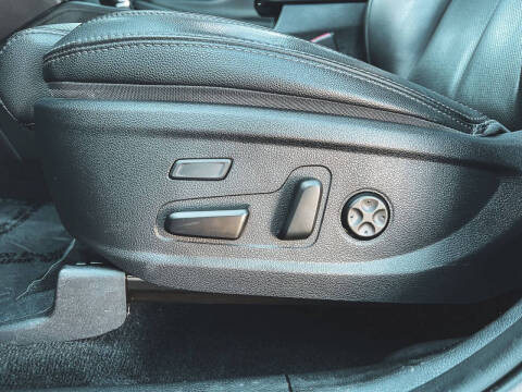 2020 Hyundai Santa Fe Limited 2.0T