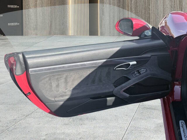 2015 Porsche Cayman GTS