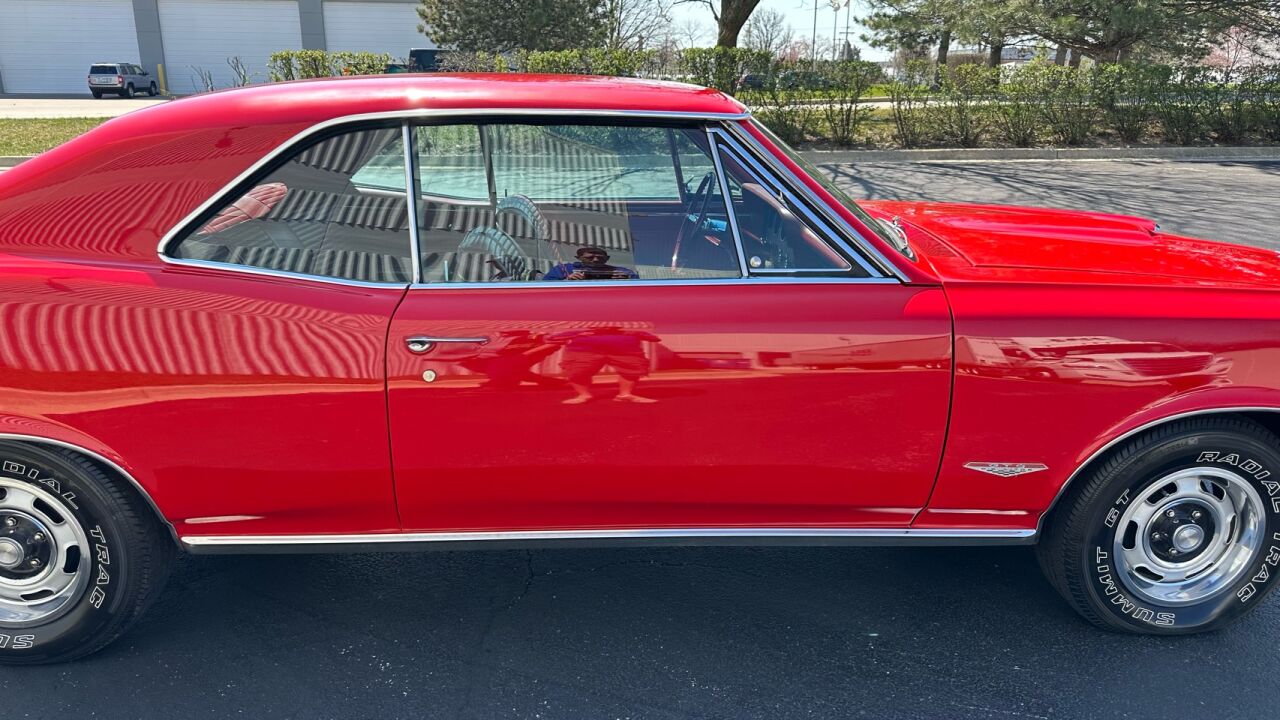 1966 Pontiac GTO 52