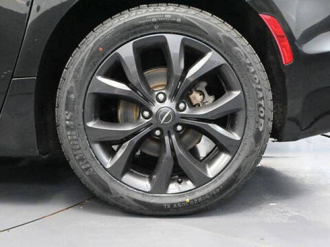 2019 Chrysler Pacifica Touring L Plus
