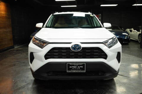 2022 Toyota RAV4 Hybrid LE