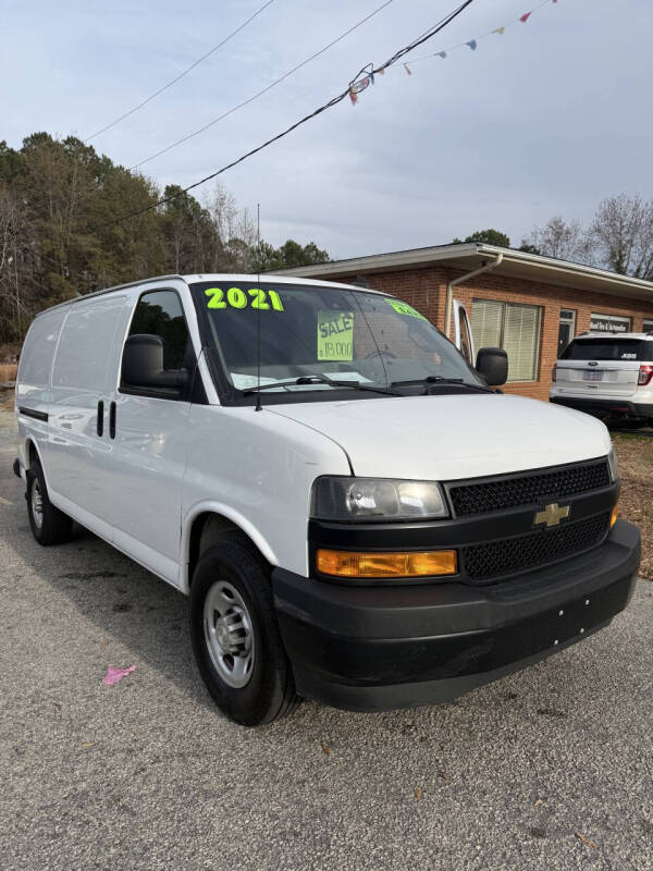 2021 Chevrolet Express Cargo Work Van's photo