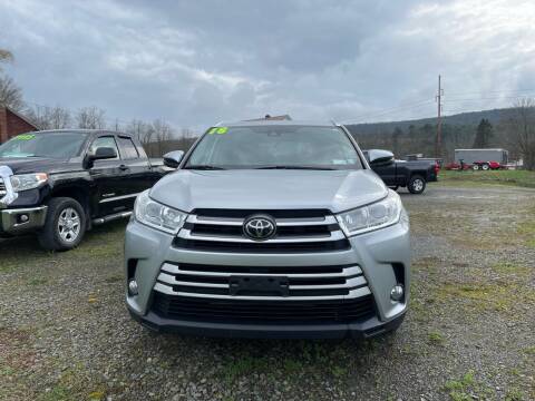 2018 Toyota Highlander for sale at Brush & Palette Auto in Candor NY