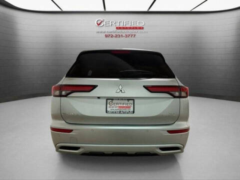 2025 Mitsubishi Outlander PHEV SEL