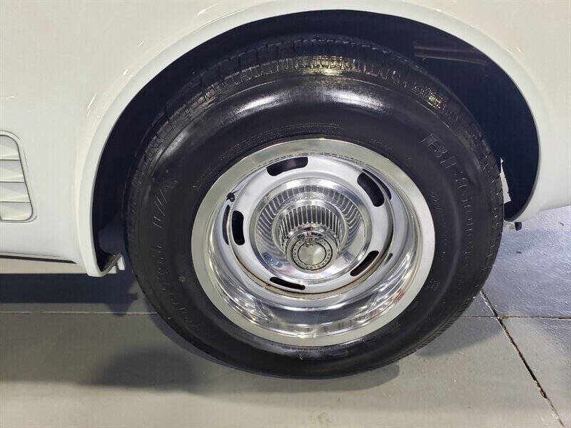 1972 Chevrolet Corvette 18