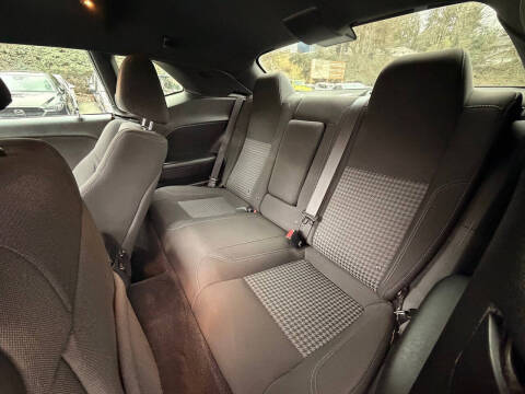 2021 Dodge Challenger SXT