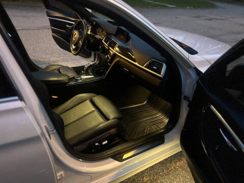 2018 BMW 3 Series 330i xDrive