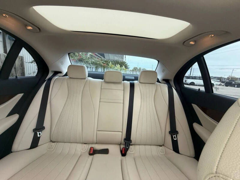 2018 Mercedes-Benz E-Class E 300