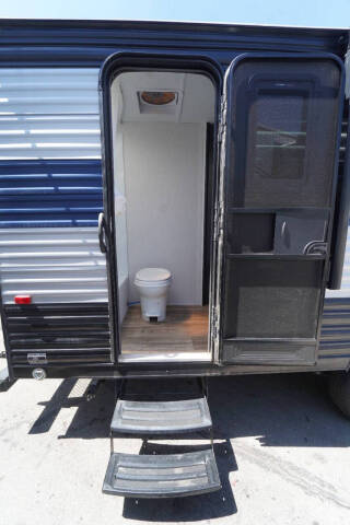 2022  Forest River  Grey Wolf Limited 26DBH