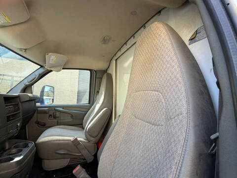 2015 GMC Savana 3500