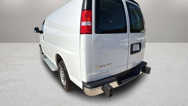 2024 Chevrolet Express 2500