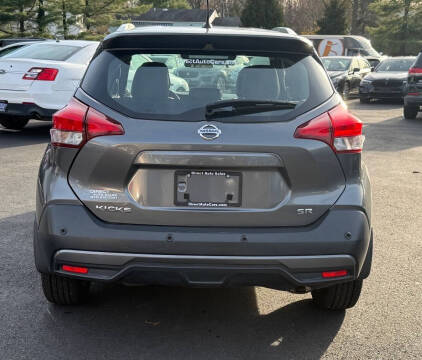 2020 Nissan Kicks SR