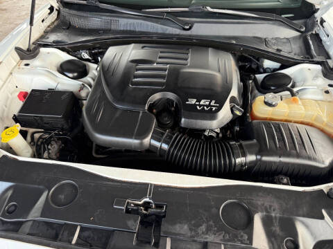 2012 Dodge Charger SXT Plus