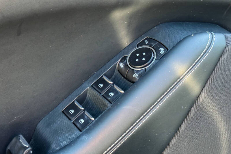 2021 Ford Mustang Mach-E Select